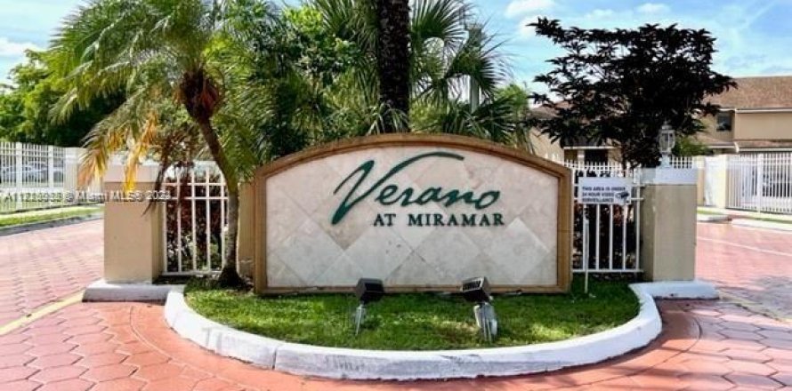 Condo à Miramar, Floride, 2 chambres № 1864296