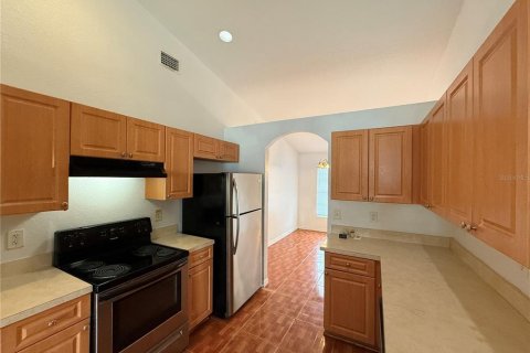 Casa en alquiler en Poinciana, Florida, 3 dormitorios, 160.16 m2 № 1841764 - foto 8