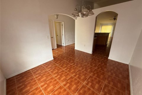 Casa en alquiler en Poinciana, Florida, 3 dormitorios, 160.16 m2 № 1841764 - foto 4