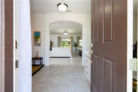 Купить виллу или дом в Деланд, Флорида 8 комнат, 205.87м2, № 2223462 - фото 4