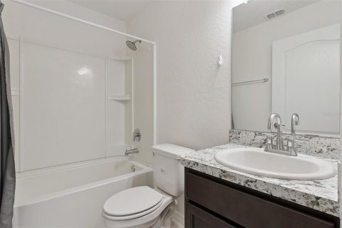 House in Winter Haven, Florida 3 bedrooms, 173.08 sq.m. № 2285320 - photo 29