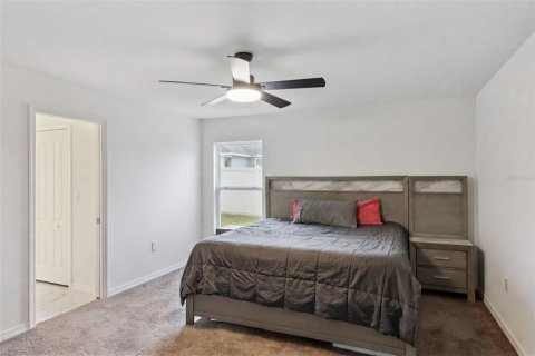 House in Winter Haven, Florida 3 bedrooms, 173.08 sq.m. № 2285320 - photo 13