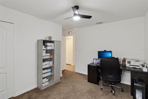 House in Winter Haven, Florida 3 bedrooms, 173.08 sq.m. № 2285320 - photo 28