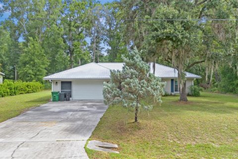 House in Fanning Springs, Florida 3 bedrooms, 127.28 sq.m. № 1784574 - photo 3