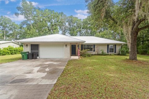 House in Fanning Springs, Florida 3 bedrooms, 127.28 sq.m. № 1784574 - photo 2