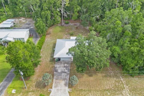 House in Fanning Springs, Florida 3 bedrooms, 127.28 sq.m. № 1784574 - photo 5