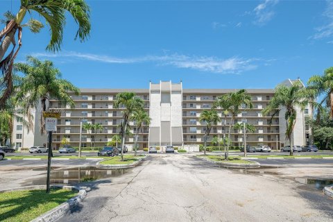 Купить кондоминиум в Дейви, Флорида 2 спальни, 109.62м2, № 1998580 - фото 16