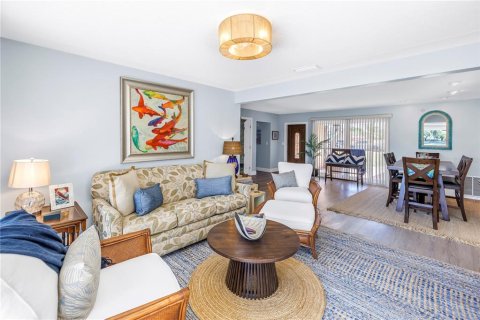 Villa ou maison à vendre à Treasure Island, Floride: 3 chambres, 150.41 m2 № 2425334 - photo 26