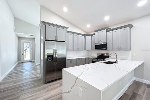 Casa en venta en Orlando, Florida, 4 dormitorios, 183.48 m2 № 1902609 - foto 9