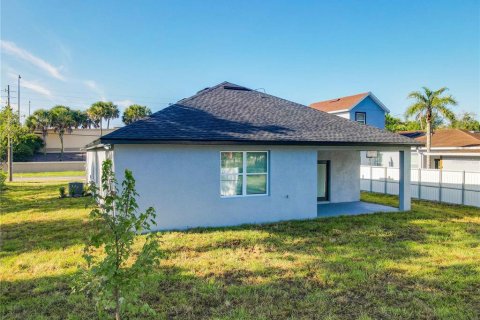Casa en venta en Orlando, Florida, 4 dormitorios, 183.48 m2 № 1902609 - foto 26