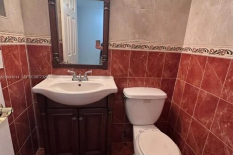 Condo in North Miami Beach, Florida, 1 bedroom  № 2086940 - photo 6