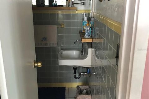 House in Clearwater, Florida 1 bedroom, 62.43 sq.m. № 1904623 - photo 15