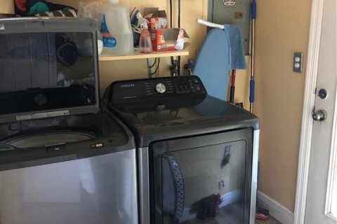 House in Clearwater, Florida 1 bedroom, 62.43 sq.m. № 1904623 - photo 17