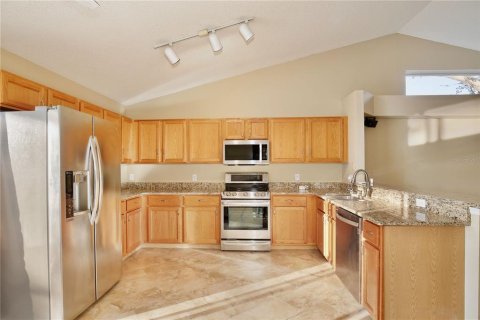 Villa ou maison à louer à Ocoee, Floride: 4 chambres, 203.27 m2 № 2419755 - photo 9