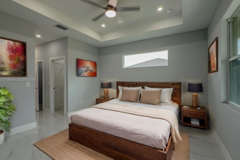 House in Lehigh Acres, Florida 3 bedrooms, 159.51 sq.m. № 1958936 - photo 15