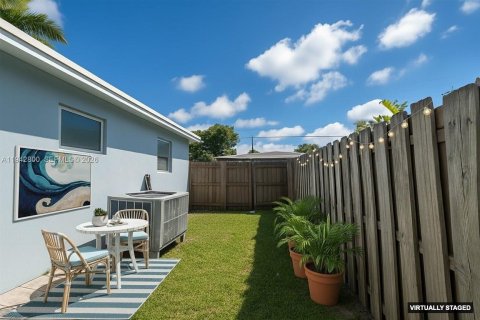 Immobilier commercial à vendre à Wilton Manors, Floride: 78.04 m2 № 1999218 - photo 11