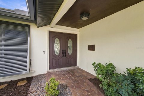 Villa ou maison à vendre à Saint Petersburg, Floride: 3 chambres, 178.74 m2 № 2418822 - photo 7