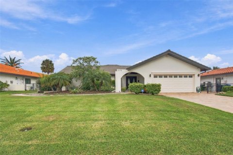 Villa ou maison à vendre à Saint Petersburg, Floride: 3 chambres, 178.74 m2 № 2418822 - photo 28