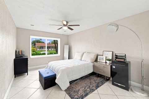 Villa ou maison à vendre à North Lauderdale, Floride: 4 chambres, 127.28 m2 № 2352136 - photo 20