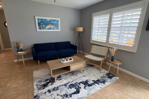 House in Flagler Beach, Florida 3 bedrooms, 140.28 sq.m. № 1914131 - photo 7