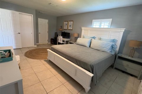 House in Flagler Beach, Florida 3 bedrooms, 140.28 sq.m. № 1914131 - photo 19