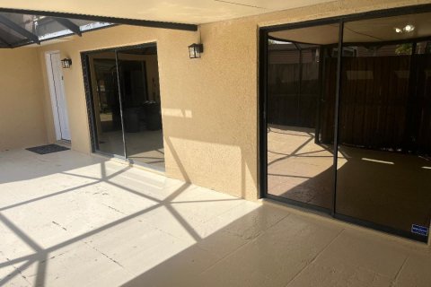 Touwnhouse à vendre à Palm Beach Gardens, Floride: 2 chambres, 148.27 m2 № 2245500 - photo 11