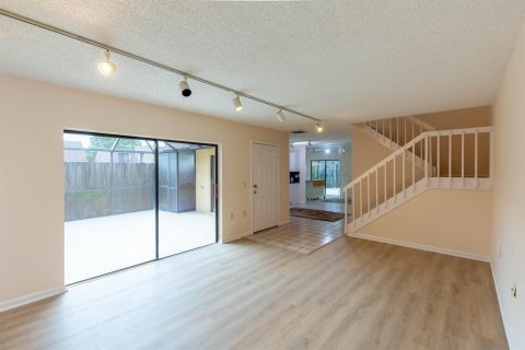 Touwnhouse à vendre à Palm Beach Gardens, Floride: 2 chambres, 148.27 m2 № 2245500 - photo 18