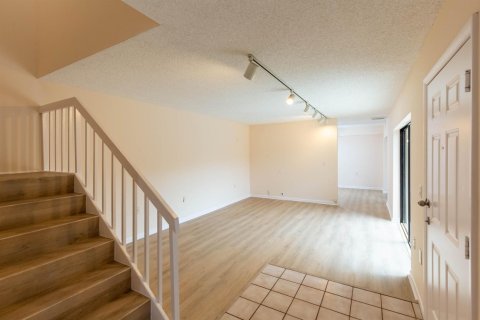 Touwnhouse à vendre à Palm Beach Gardens, Floride: 2 chambres, 148.27 m2 № 2245500 - photo 16