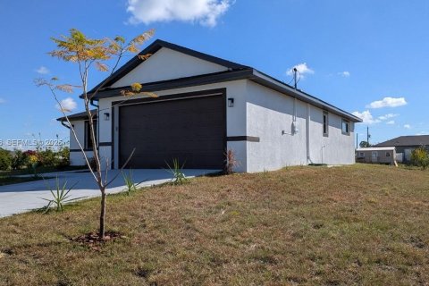 Casa en venta en LaBelle, Florida, 3 dormitorios, 138.52 m2 № 1988053 - foto 2