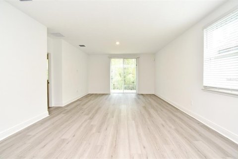 Casa en alquiler en Daytona Beach, Florida, 4 dormitorios, 156.73 m2 № 1885953 - foto 15
