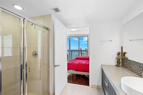 Condominio en venta en Miami, Florida, 2 dormitorios, 134.71 m2 № 1764925 - foto 15
