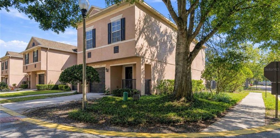 Touwnhouse à Oviedo, Floride 3 chambres, 173.91 m2 № 2431823