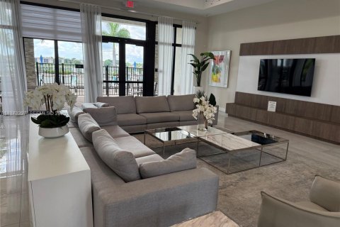 Townhouse in Miami, Florida 3 bedrooms, 130.34 sq.m. № 2052988 - photo 22