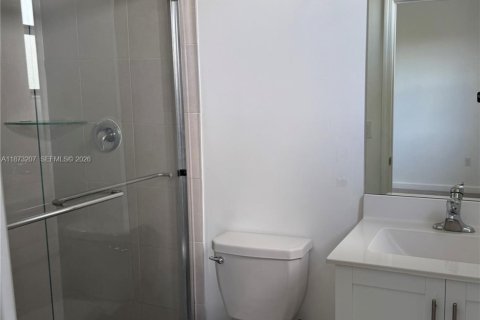 Townhouse in Miami, Florida 3 bedrooms, 130.34 sq.m. № 2052988 - photo 9