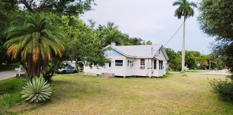 Villa ou maison à Fort Myers, Floride 2 chambres, 102.19 m2 № 1803009