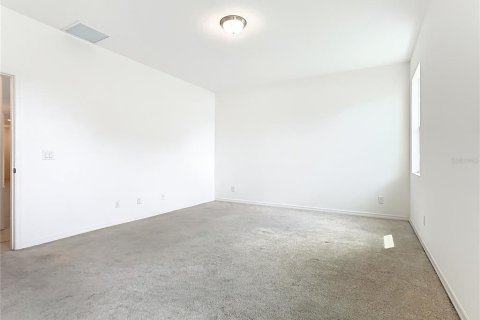 House in Davenport, Florida 4 bedrooms, 196.95 sq.m. № 1903091 - photo 29