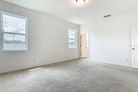 House in Davenport, Florida 4 bedrooms, 196.95 sq.m. № 1903091 - photo 27
