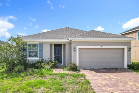 House in Davenport, Florida 4 bedrooms, 196.95 sq.m. № 1903091 - photo 1