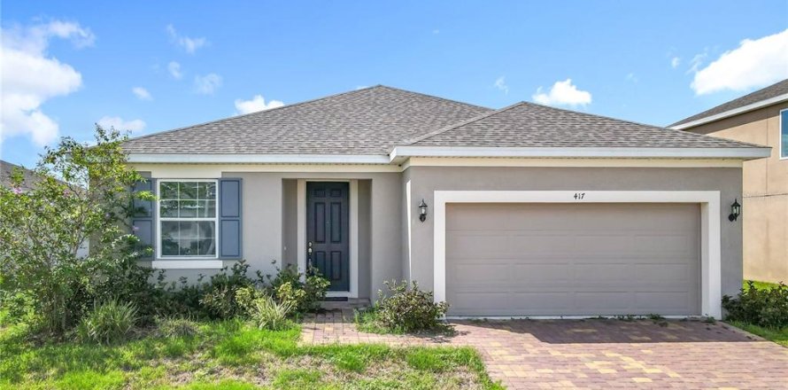 House in Davenport, Florida 4 bedrooms, 196.95 sq.m. № 1903091