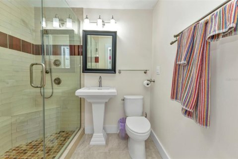 House in Punta Gorda, Florida 5 bedrooms, 170.94 sq.m. № 1792350 - photo 18