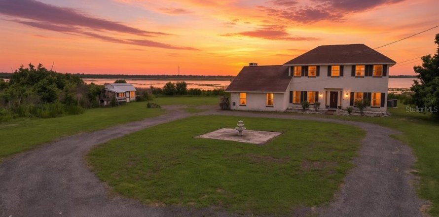 Villa ou maison à Haines City, Floride 4 chambres, 233.74 m2 № 2216205