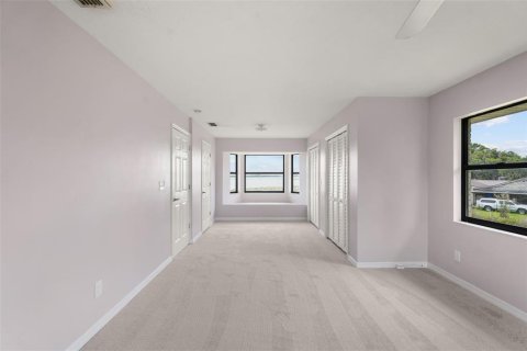 Villa ou maison à vendre à Haines City, Floride: 4 chambres, 233.74 m2 № 2216205 - photo 22