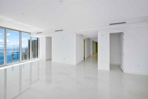 Condo in Miami, Florida, 4 bedrooms № 2248020 - photo 9