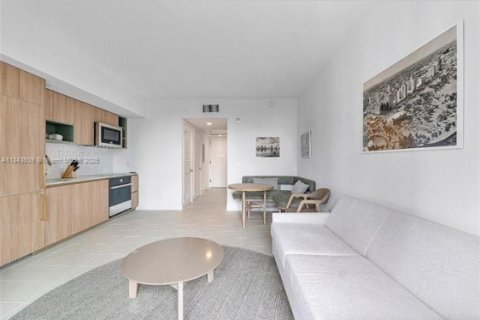 Купить кондоминиум в Майами, Флорида 43.01м2, № 1839427 - фото 11