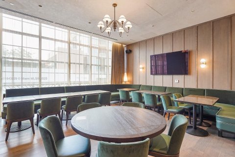 Купить кондоминиум в Майами, Флорида 43.01м2, № 1839427 - фото 4