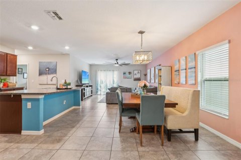 Casa en venta en Sun City Center, Florida, 6 dormitorios, 242.85 m2 № 1815380 - foto 12