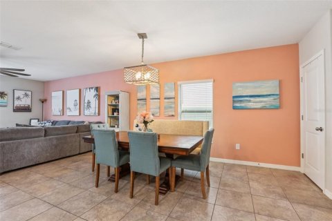 Casa en venta en Sun City Center, Florida, 6 dormitorios, 242.85 m2 № 1815380 - foto 13