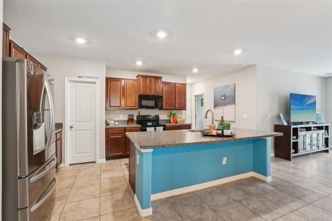 Casa en venta en Sun City Center, Florida, 6 dormitorios, 242.85 m2 № 1815380 - foto 19