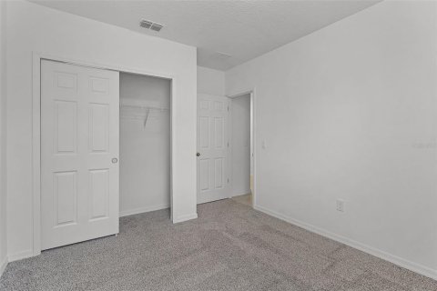 Villa ou maison à louer à Haines City, Floride: 4 chambres, 169.36 m2 № 1772825 - photo 15