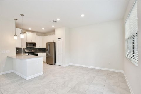 Villa ou maison à louer à Orlando, Floride: 4 chambres, 189.52 m2 № 2111772 - photo 9